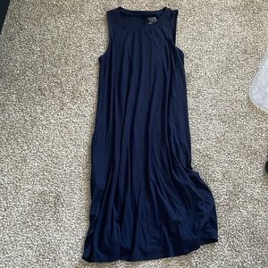 Time and Tru Sleeveless Knit Dress